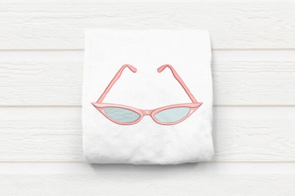 Vintage Cat Eye Glasses: A Holiday Stitch Review